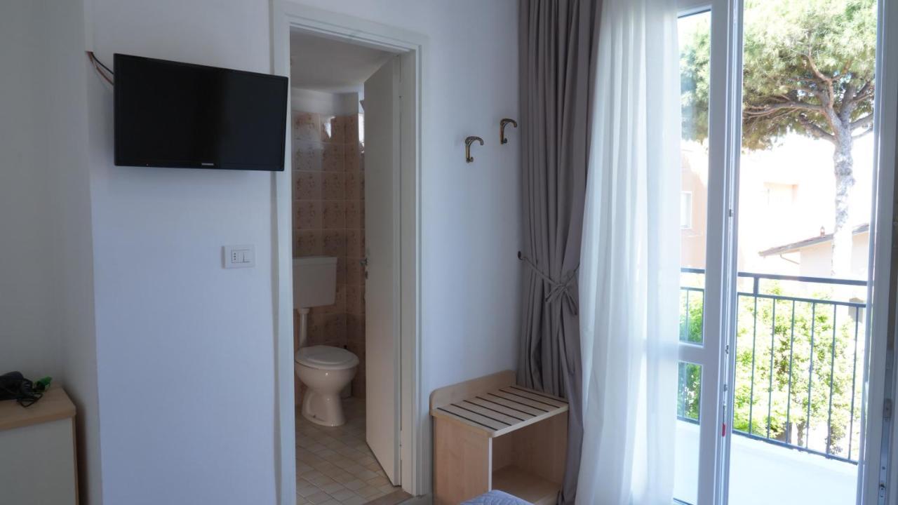 Lively Hotel Bellaria-Igea Marina Extérieur photo